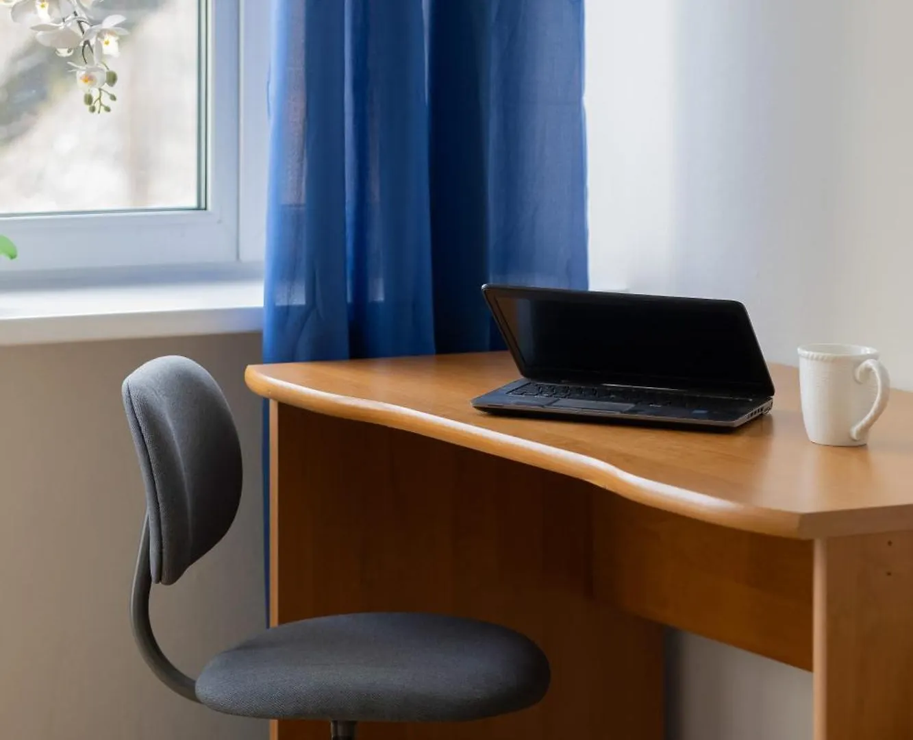 Jasny Apartament Z Dwoma Sypialniami I Biurkiem By Noclegi Renters Warsaw